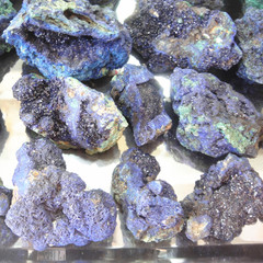高纯度蓝铜矿晶体 矿物岩石标本 蓝铜矿颜料原料